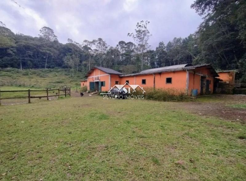 Terreno Residencial à venda em Mosela, Petrópolis - RJ - Foto 1