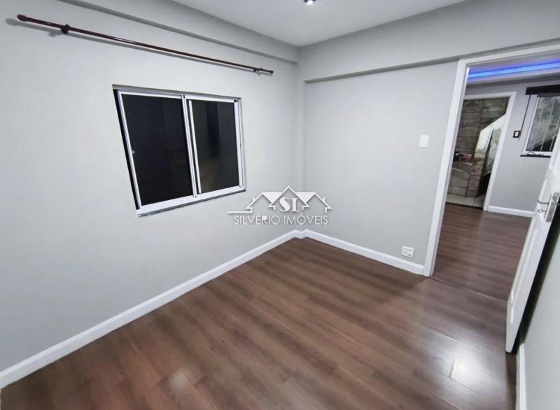 Apartamento para Alugar em Siméria, Petrópolis - RJ - Foto 1