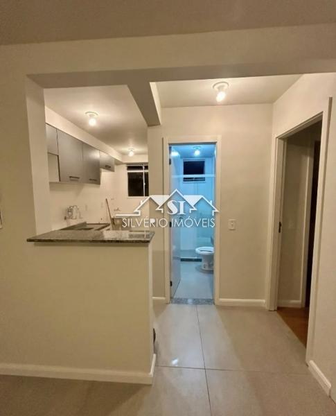Apartamento para Alugar em Dias de Oliveira, Petrópolis - RJ - Foto 6