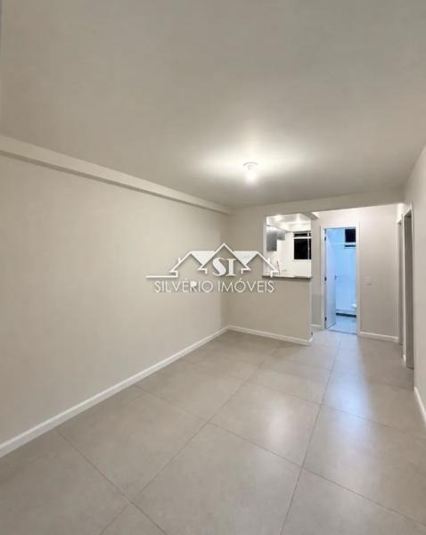 Apartamento para Alugar em Dias de Oliveira, Petrópolis - RJ - Foto 7