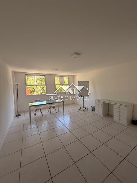 Sala para Alugar em Quarteirão Brasileiro, Petrópolis - RJ - Foto 2