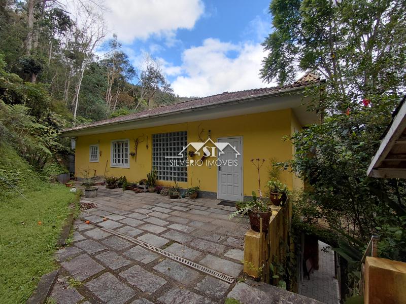 Casa à venda em Itaipava, Petrópolis - RJ - Foto 1