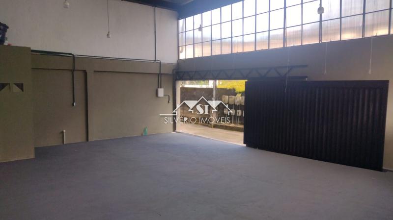 Imóvel Comercial para Alugar em Bingen, Petrópolis - RJ - Foto 1