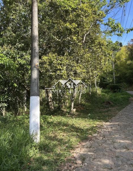 Terreno Residencial à venda em Caxambú, Petrópolis - RJ - Foto 1