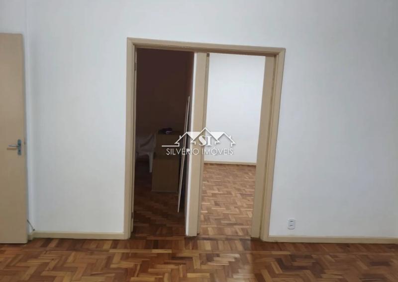Apartamento para Alugar em Centro, Petrópolis - RJ - Foto 13