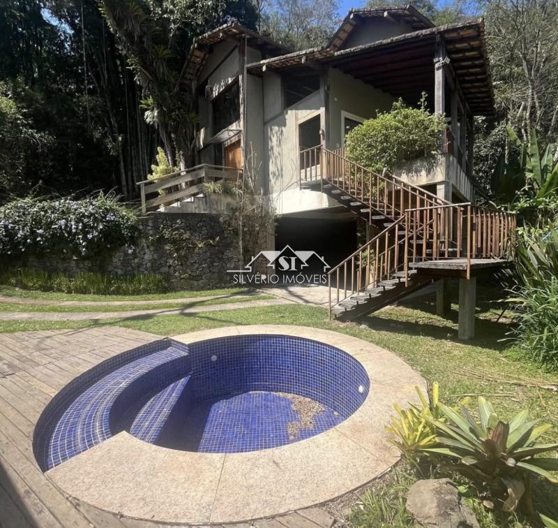 Casa para Alugar  à venda em Bingen, Petrópolis - RJ - Foto 1