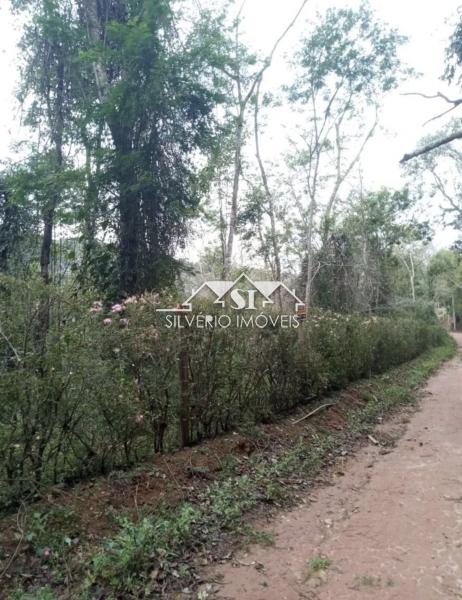Terreno Residencial à venda em Araras, Petrópolis - RJ - Foto 1