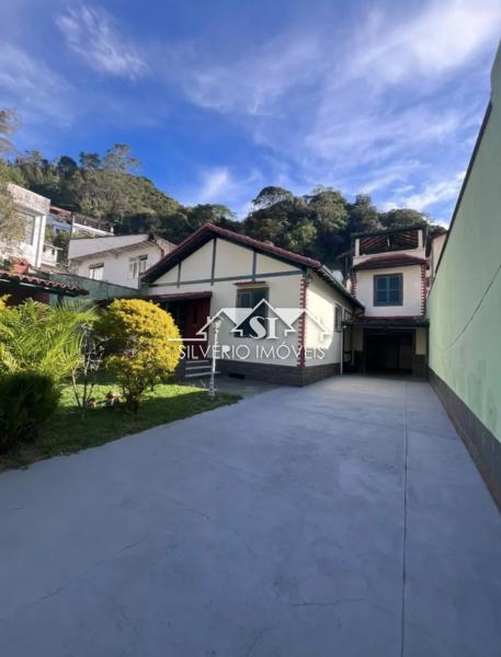 Casa à venda em Bingen, Petrópolis - RJ - Foto 1