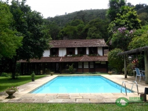 [CI 1329] Casa em Carangola, Petrópolis/RJ