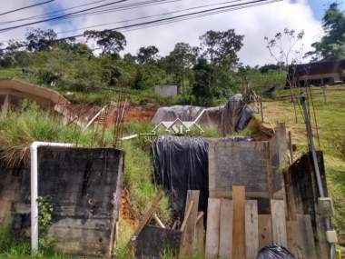 [CI 34501] Terreno em Mosela, Petrópolis/RJ