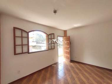 [CI 36031] Apartamento em Mosela, Petrópolis/RJ