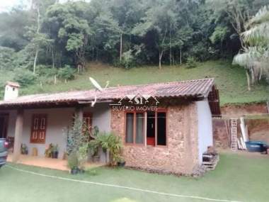[CI 37327] Sítio em Araras, Petrópolis/RJ