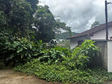 [CI 39267] Terreno em Mosela, Petrópolis/RJ