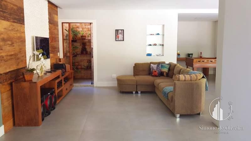 Comprar Casa em Itaipava, Petrópolis/RJ - Simone de Oliveira Imóveis
