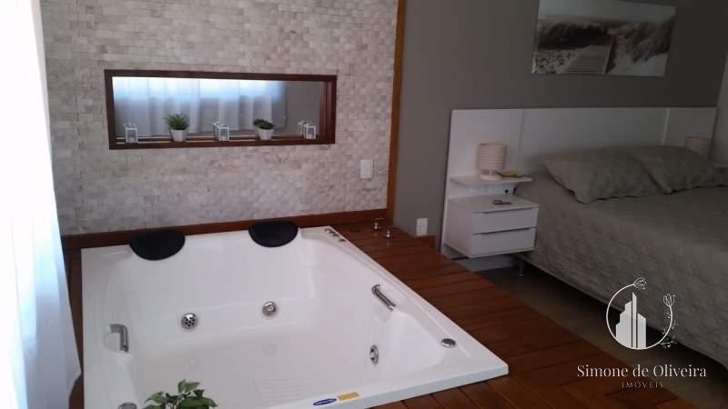 Comprar Casa em Itaipava, Petrópolis/RJ - Simone de Oliveira Imóveis