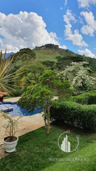 Comprar Casa em Itaipava, Petrópolis/RJ - Simone de Oliveira Imóveis