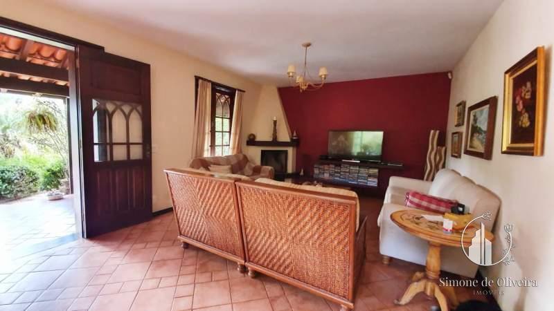 Comprar Casa em Itaipava, Petrópolis/RJ - Simone de Oliveira Imóveis