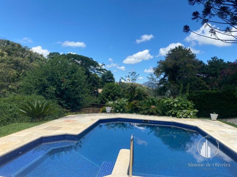 Comprar Casa em Itaipava, Petrópolis/RJ - Simone de Oliveira Imóveis