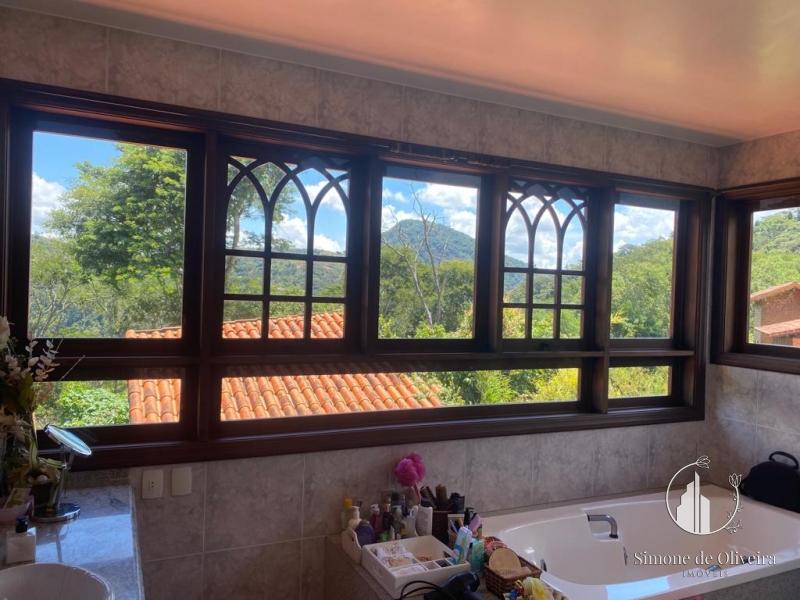 Comprar Casa em Itaipava, Petrópolis/RJ - Simone de Oliveira Imóveis