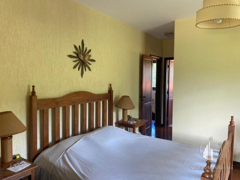 Comprar Casa em Itaipava, Petrópolis/RJ - Simone de Oliveira Imóveis