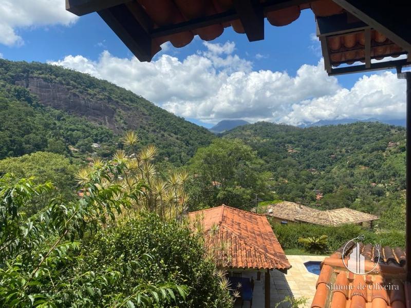 Comprar Casa em Itaipava, Petrópolis/RJ - Simone de Oliveira Imóveis