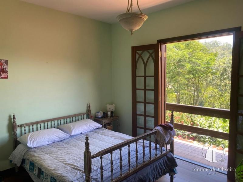 Comprar Casa em Itaipava, Petrópolis/RJ - Simone de Oliveira Imóveis