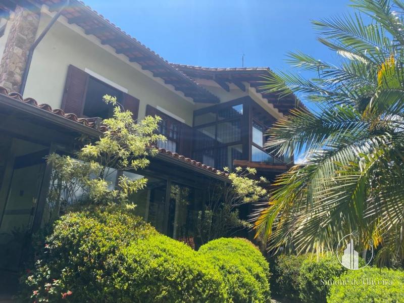 Comprar Casa em Itaipava, Petrópolis/RJ - Simone de Oliveira Imóveis