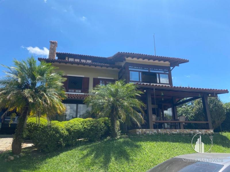 Comprar Casa em Itaipava, Petrópolis/RJ - Simone de Oliveira Imóveis