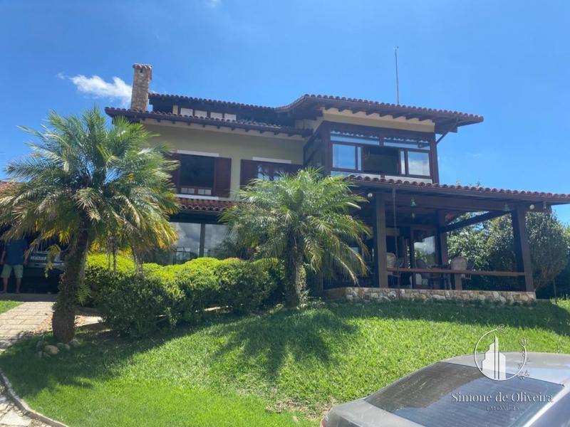 Comprar Casa em Itaipava, Petrópolis/RJ - Simone de Oliveira Imóveis