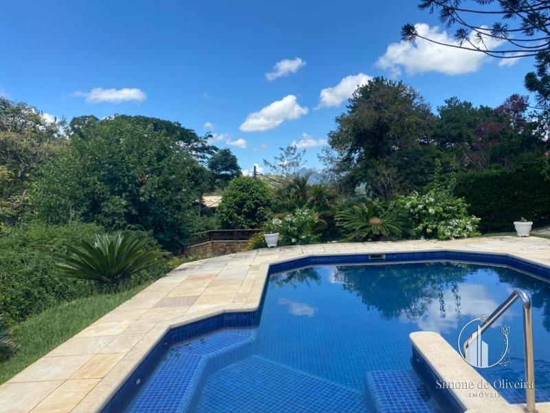 Comprar Casa em Itaipava, Petrópolis/RJ - Simone de Oliveira Imóveis