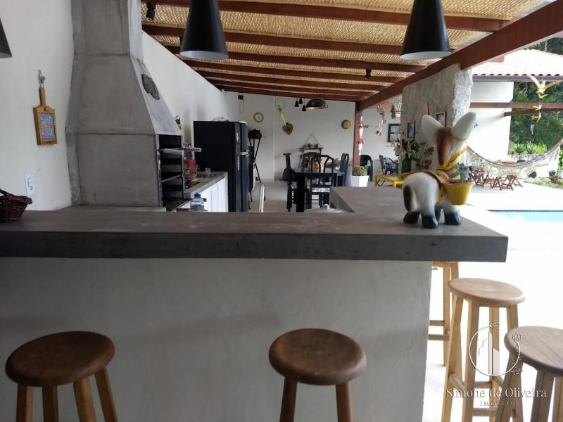 Comprar Casa em Itaipava, Petrópolis/RJ - Simone de Oliveira Imóveis