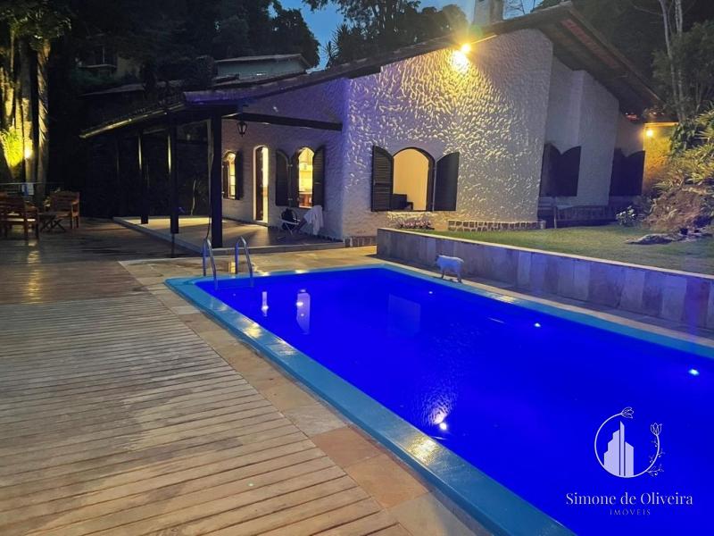 Alugar Casa em Itaipava, Petrópolis/RJ - Simone de Oliveira Imóveis