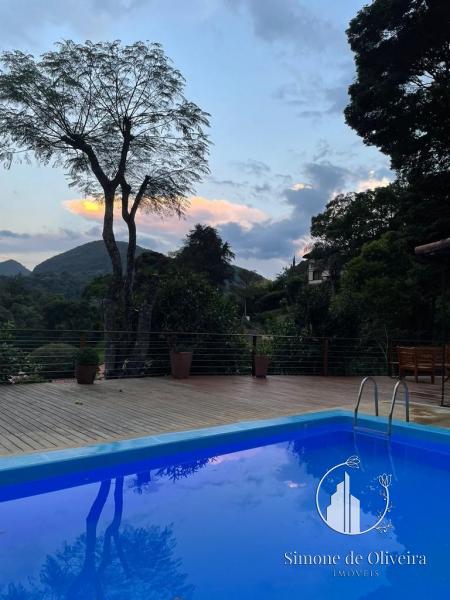 Casa em Itaipava - Petrópolis/RJ  - 3 Quartos