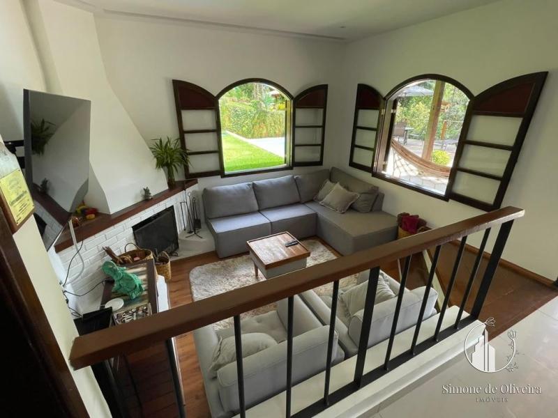 Alugar Casa em Itaipava, Petrópolis/RJ - Simone de Oliveira Imóveis