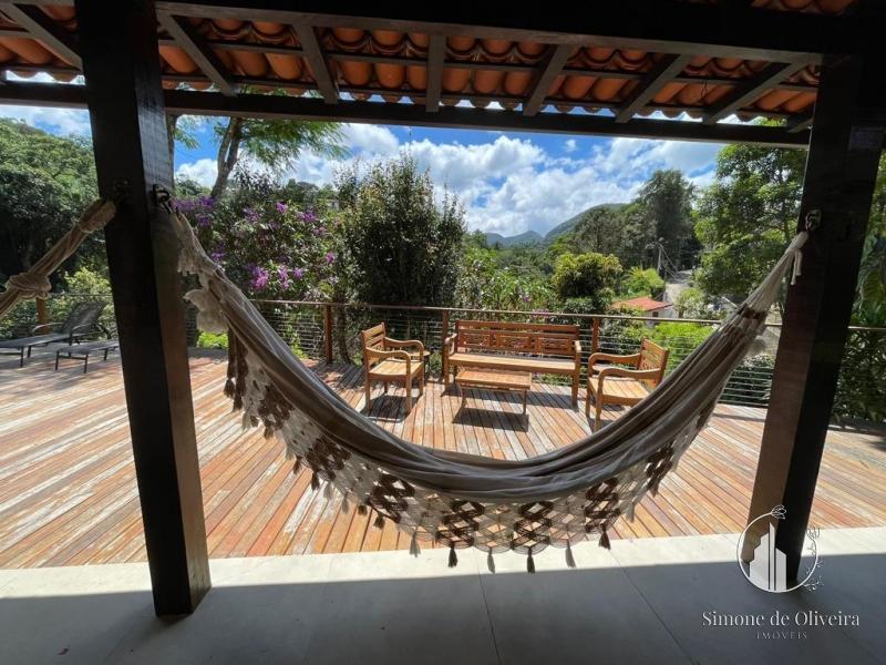 Alugar Casa em Itaipava, Petrópolis/RJ - Simone de Oliveira Imóveis