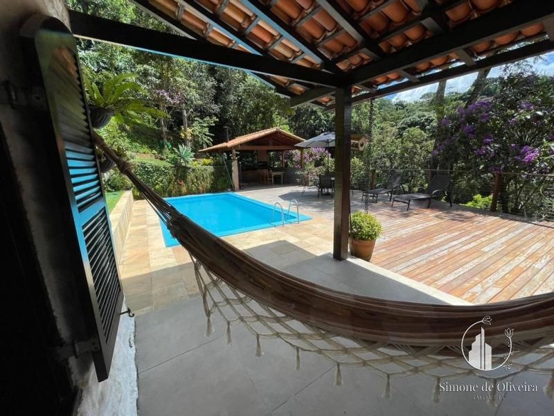 Alugar Casa em Itaipava, Petrópolis/RJ - Simone de Oliveira Imóveis