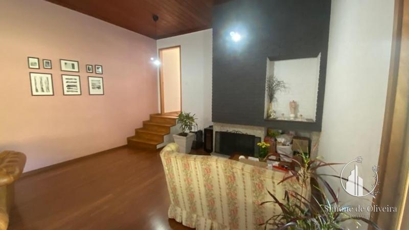 Comprar Casa em Corrêas, Petrópolis/RJ - Simone de Oliveira Imóveis