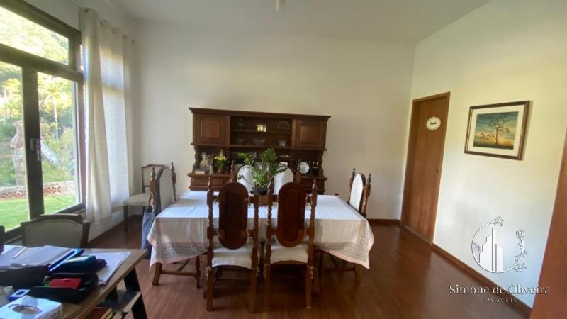 Comprar Casa em Corrêas, Petrópolis/RJ - Simone de Oliveira Imóveis
