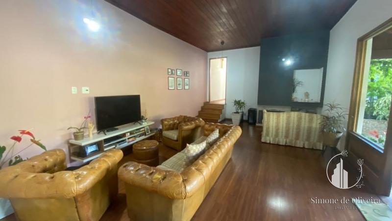 Comprar Casa em Corrêas, Petrópolis/RJ - Simone de Oliveira Imóveis
