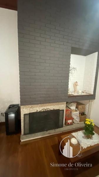 Comprar Casa em Corrêas, Petrópolis/RJ - Simone de Oliveira Imóveis