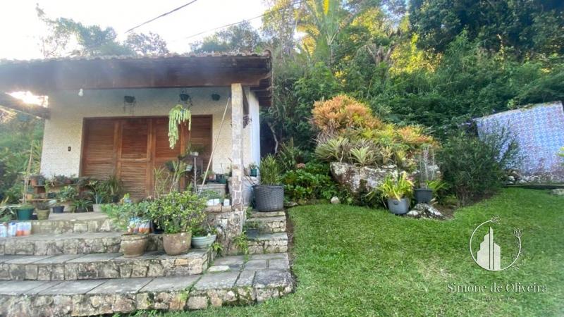 Comprar Casa em Corrêas, Petrópolis/RJ - Simone de Oliveira Imóveis