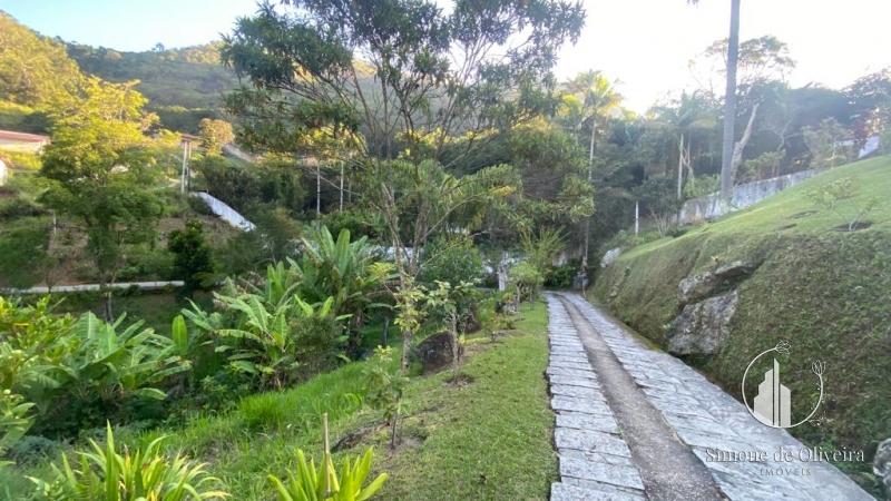 Comprar Casa em Corrêas, Petrópolis/RJ - Simone de Oliveira Imóveis
