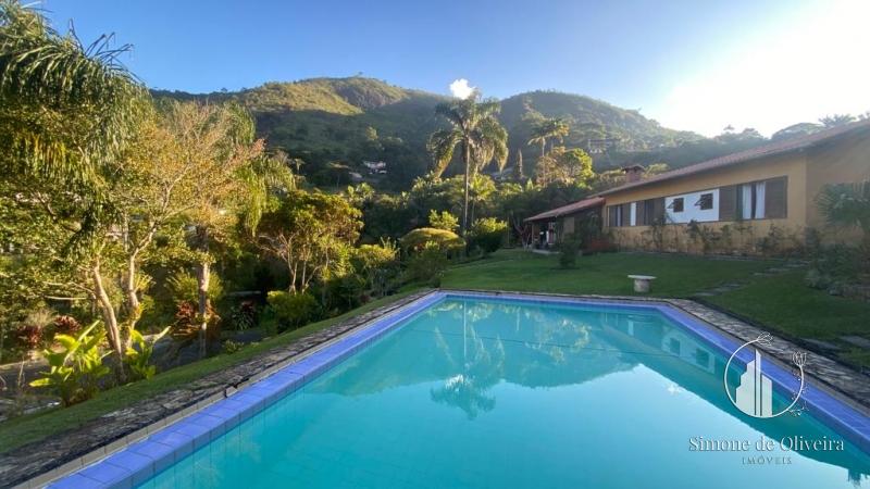 Comprar Casa em Corrêas, Petrópolis/RJ - Simone de Oliveira Imóveis