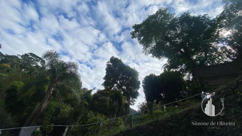 Comprar Casa em Itaipava, Petrópolis/RJ - Simone de Oliveira Imóveis