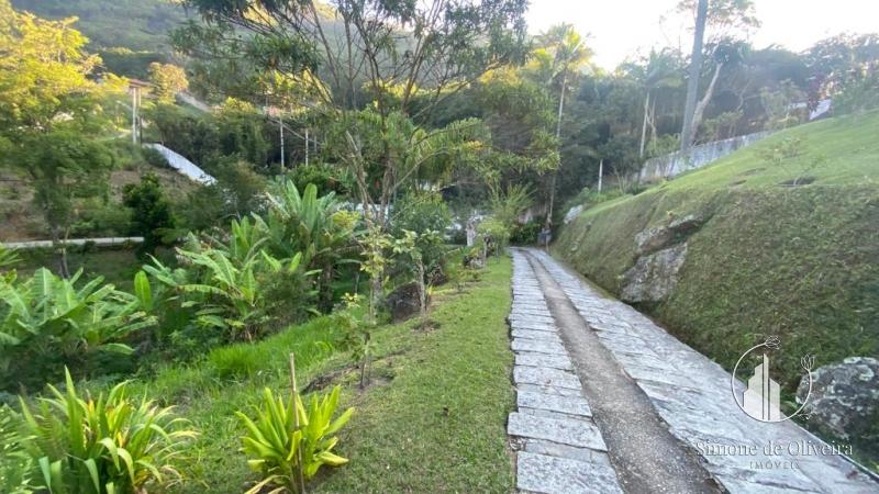 Comprar Casa em Itaipava, Petrópolis/RJ - Simone de Oliveira Imóveis