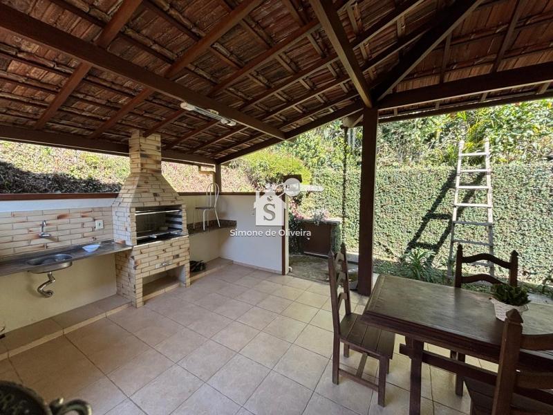 Comprar Casa em Itaipava, Petrópolis/RJ - Simone de Oliveira Imóveis