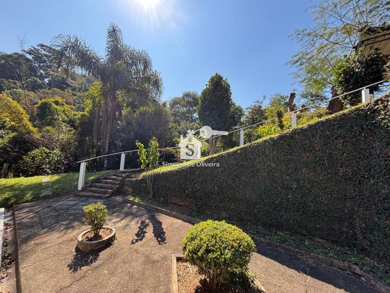 Comprar Casa em Itaipava, Petrópolis/RJ - Simone de Oliveira Imóveis