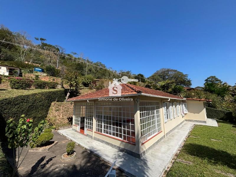 Comprar Casa em Itaipava, Petrópolis/RJ - Simone de Oliveira Imóveis