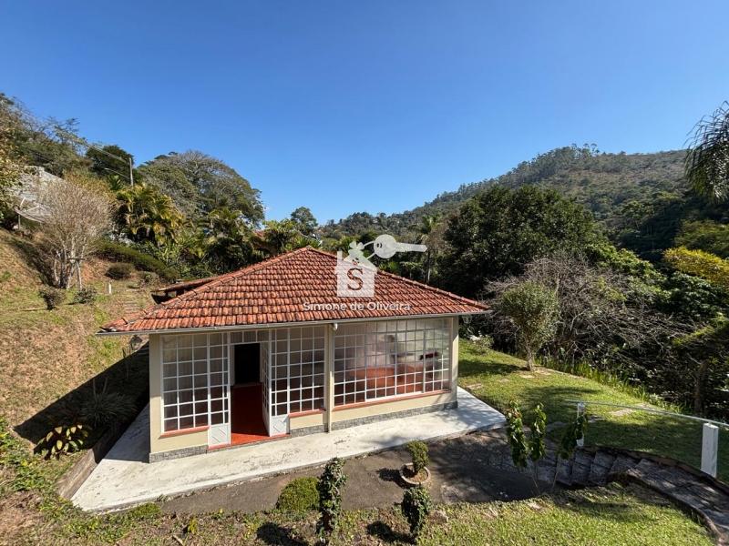 Comprar Casa em Itaipava, Petrópolis/RJ - Simone de Oliveira Imóveis