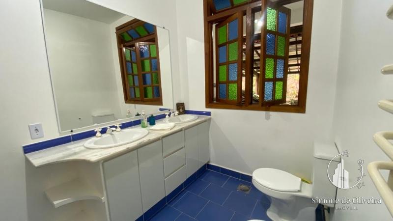 Comprar Casa em Itaipava, Petrópolis/RJ - Simone de Oliveira Imóveis